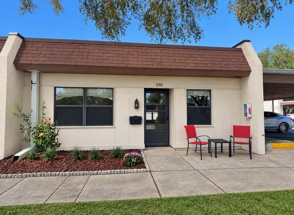 1286 Mission Hills Boulevard, CLEARWATER, FL 33759
