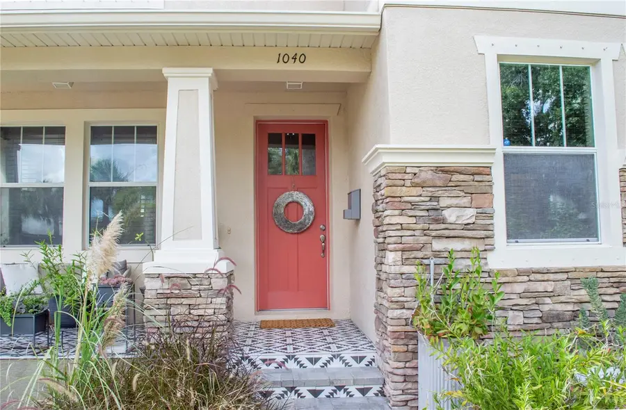 1040 10th Street N, Saint Petersburg, FL 33705 - #2