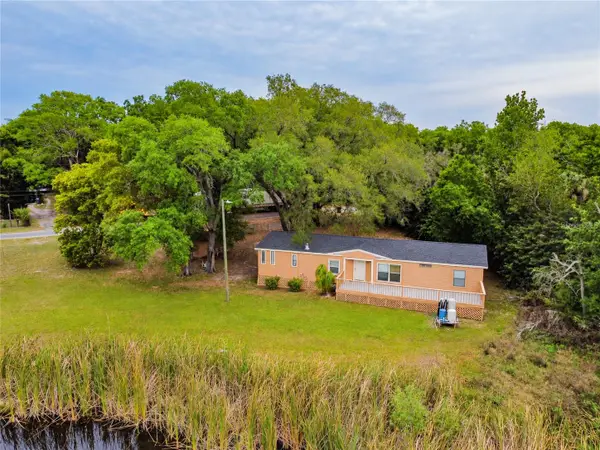 1215 E 149th Avenue, LUTZ, FL 33549