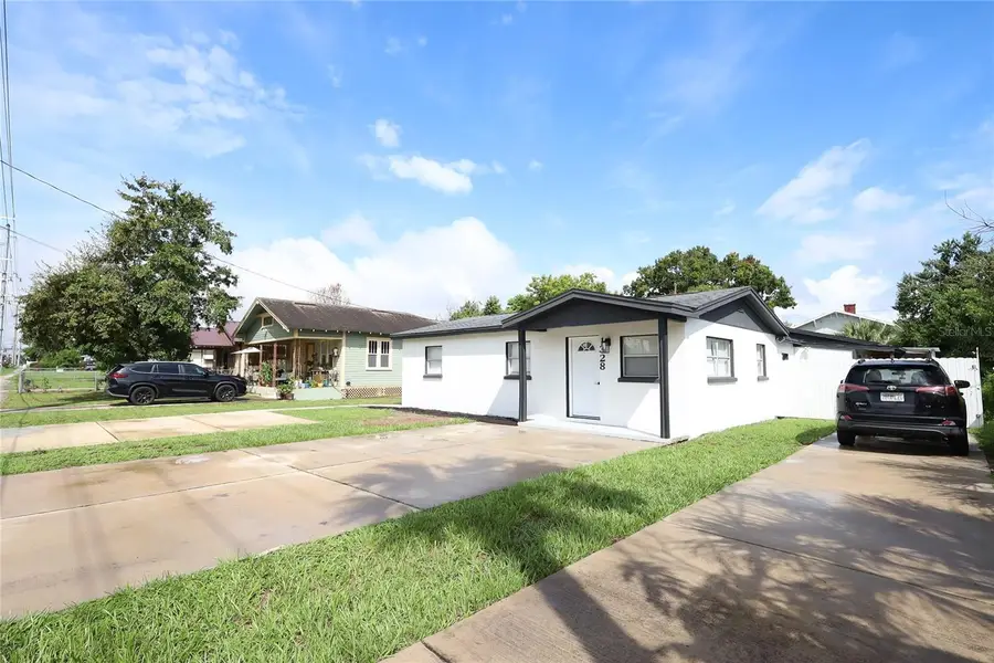 1328 E Parker Street, Lakeland, FL 33801 - #2