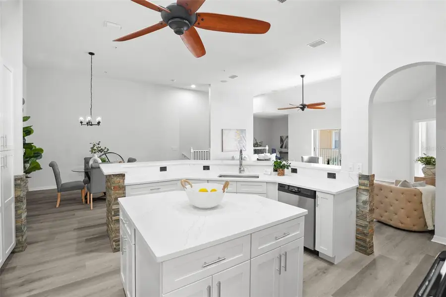 21019 Sunpoint Way #201, Lutz, FL 33558 - #3