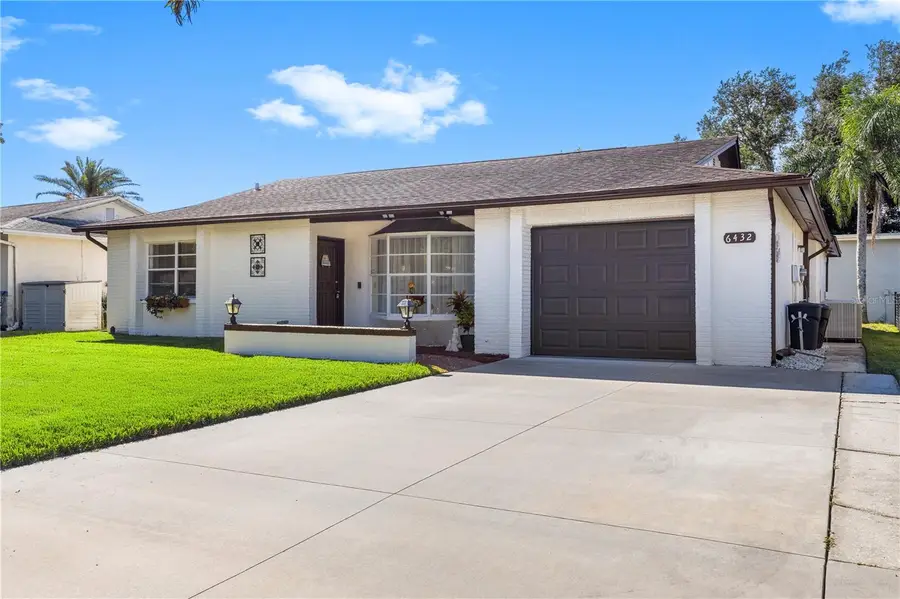 6432 Meadowbrook Lane, New Port Richey, FL 34653 - #3