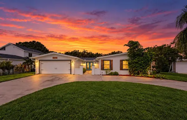 3936 E Eden Roc Circle #1, TAMPA, FL 33634