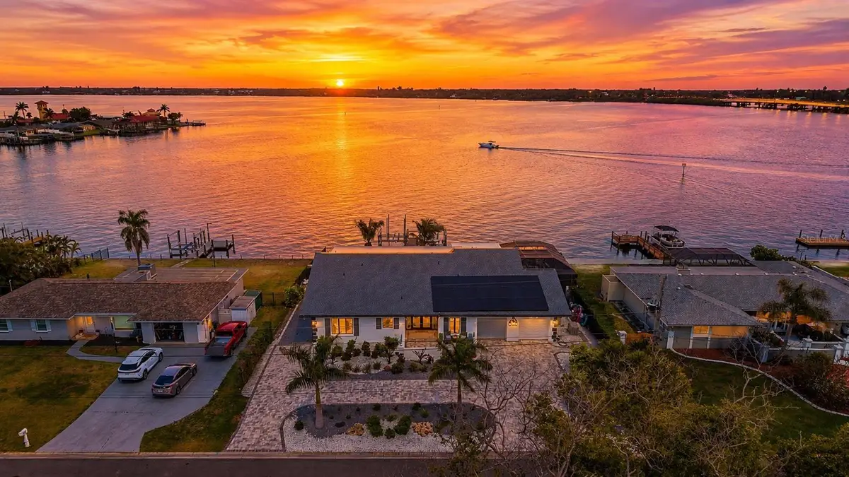 5207 Bay State Road, Palmetto, FL 34221 - #1