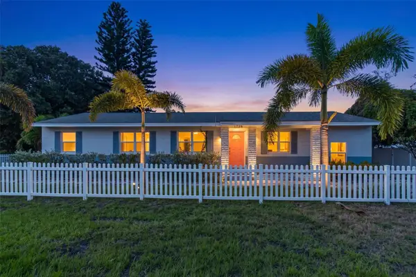 1726 55th Street S, GULFPORT, FL 33707