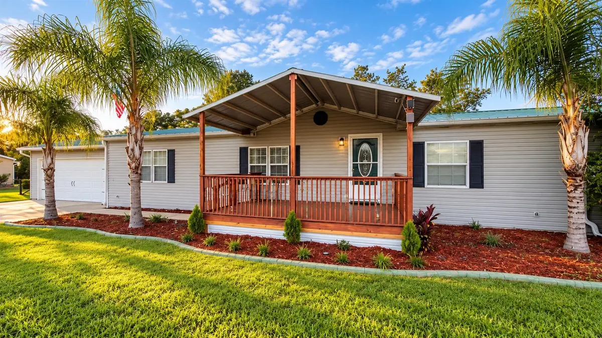 12831 Hawk Hill Drive, Thonotosassa, FL 33592 - #1