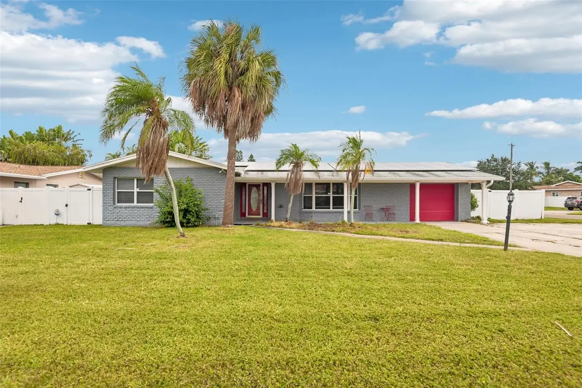 4301 50th Terrace S, Saint Petersburg, FL 33711 - #1