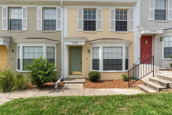 37308 Embassy Park Lane #2, DADE CITY, FL 33525