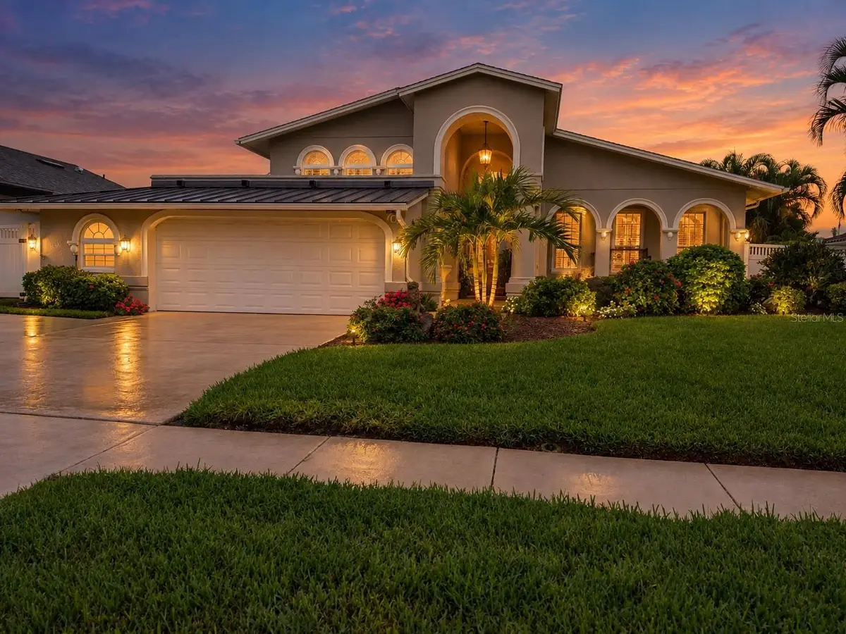 707 Snug Island, Clearwater Beach, FL 33767 - #1