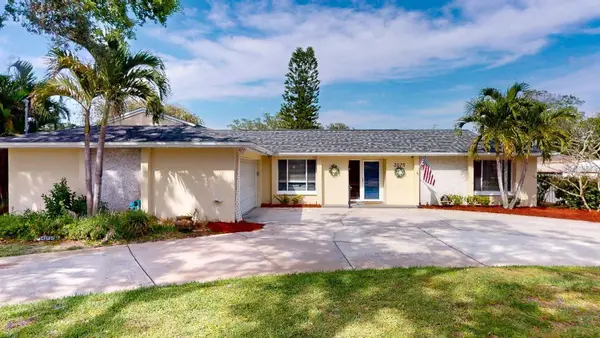 3075 Rosery Road Ne, LARGO, FL 33771
