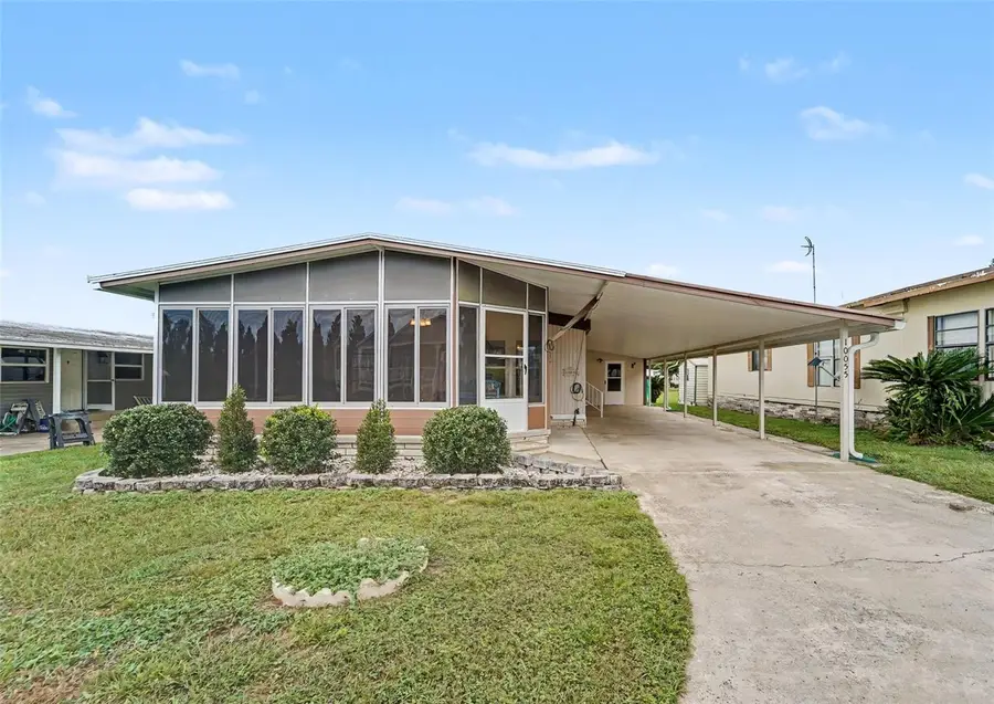 10055 Collingwood Avenue, Dade City, FL 33525 - #2