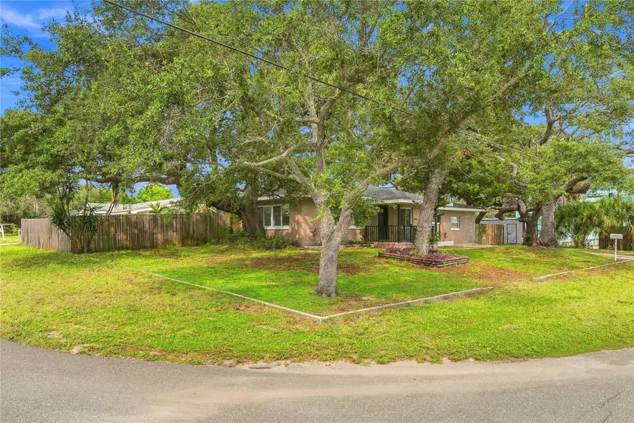 10719 Cherokee Drive, Saint Petersburg, FL 33708 - #3