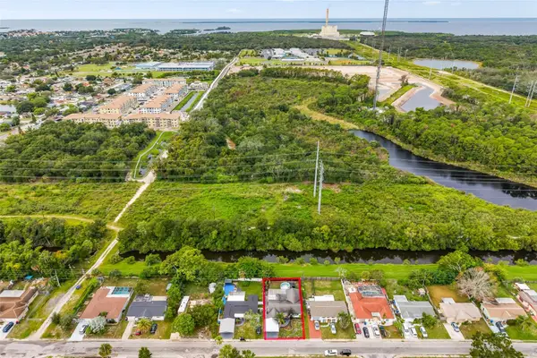 1539 Dartmouth Drive, HOLIDAY, FL 34691
