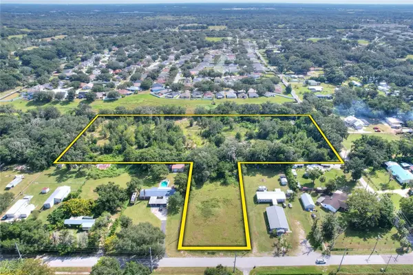 2932 Washington Road, VALRICO, FL 33594
