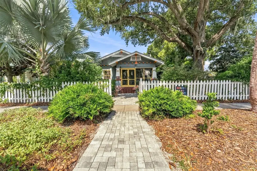 2121 Dartmouth Avenue N, Saint Petersburg, FL 33713 - #2