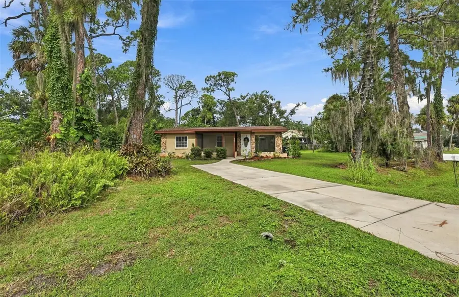 407 7th Street Sw, Ruskin, FL 33570 - #3