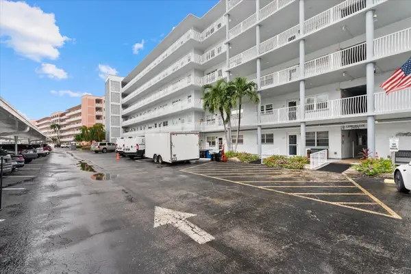 5925 Shore Boulevard S #105, GULFPORT, FL 33707
