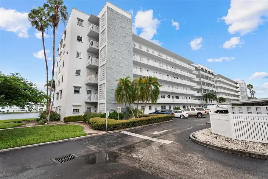 5925 Shore Boulevard S #105, Gulfport, FL 33707 - #2
