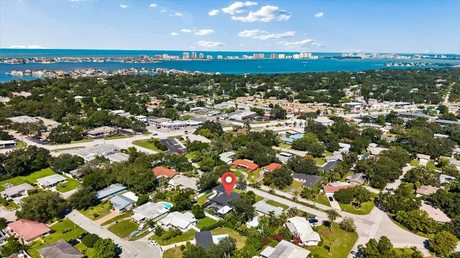 2432 Indian Avenue, Belleair Bluffs, FL 33770 - #2