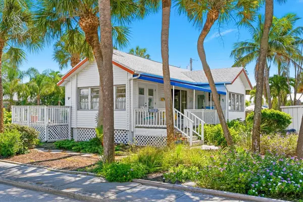 106 14th Avenue, ST PETE BEACH, FL 33706