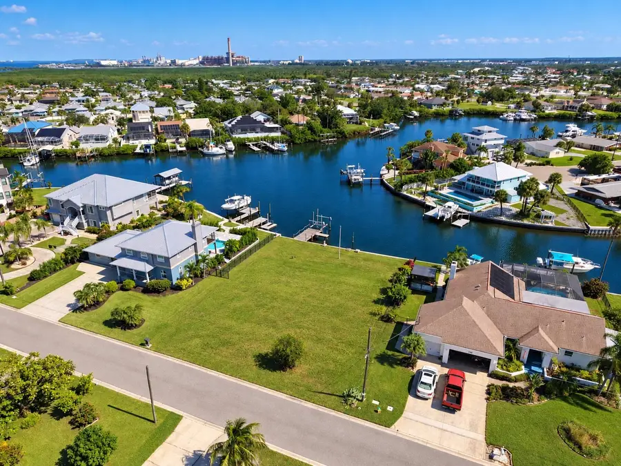 753 Gran Kaymen Way, Apollo Beach, FL 33572 - #3
