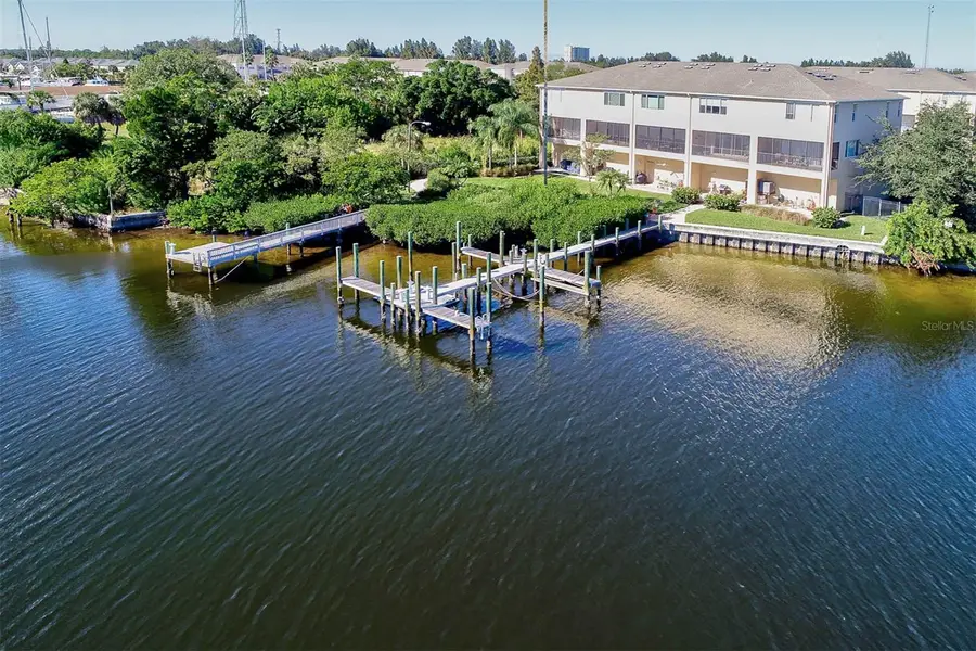 1146 Venetian Harbor Drive Ne, Saint Petersburg, FL 33702 - #3