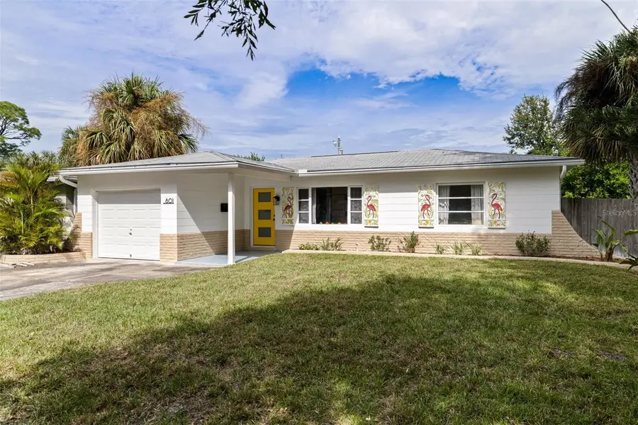 801 65th Avenue S, Saint Petersburg, FL 33705 - #2