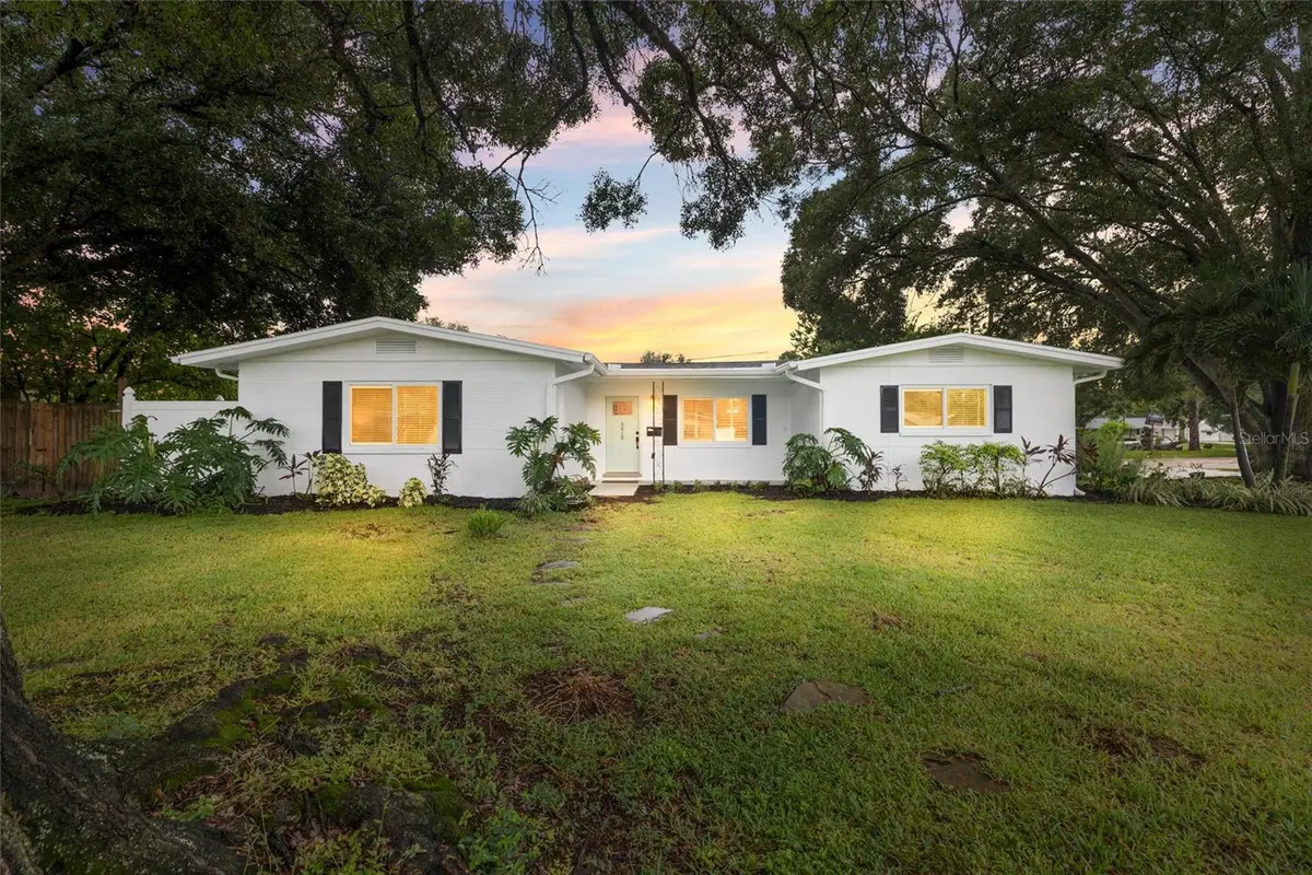 5618 31st Avenue N, Saint Petersburg, FL 33710 - #1
