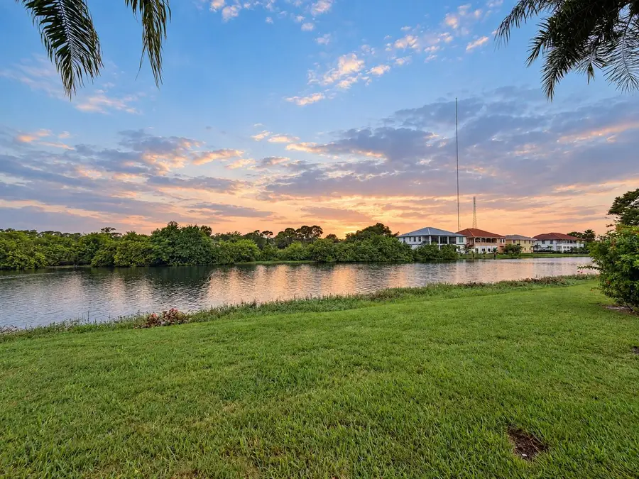 211 Fernwood Circle #211, Seminole, FL 33777 - #3