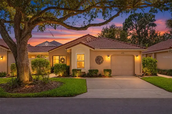 495 St Tropez Circle Ne, ST PETERSBURG, FL 33703