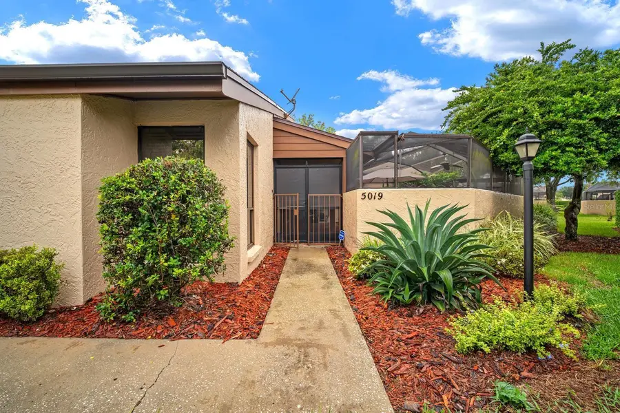 5019 Umber Way S, Tampa, FL 33624 - #2