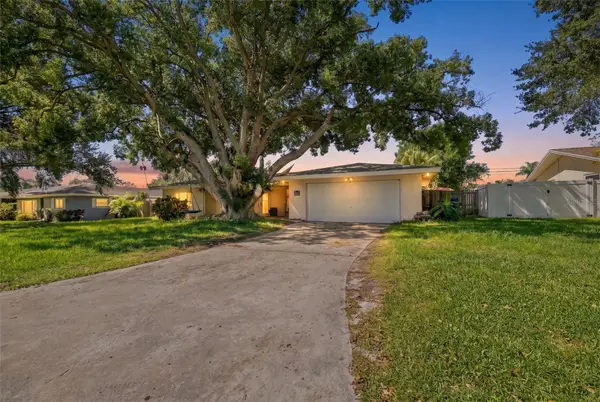 1356 Woodcrest Avenue, CLEARWATER, FL 33756