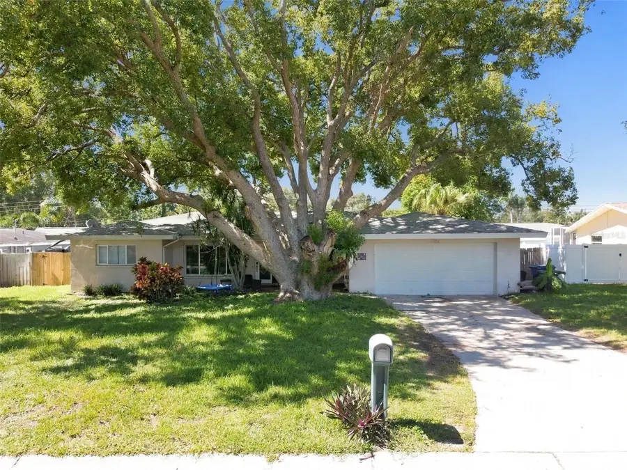 1356 Woodcrest Avenue, Clearwater, FL 33756 - #2
