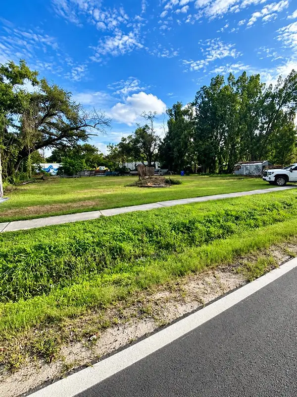 8515 Nundy Avenue, GIBSONTON, FL 33534