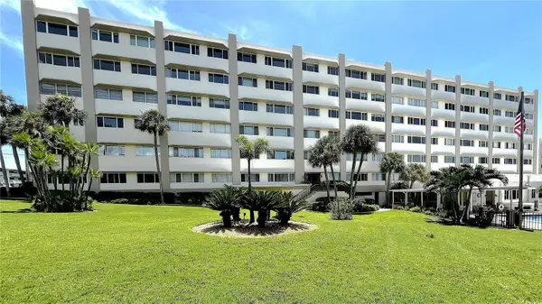 100 Bluff View Drive #211A, BELLEAIR BLUFFS, FL 33770
