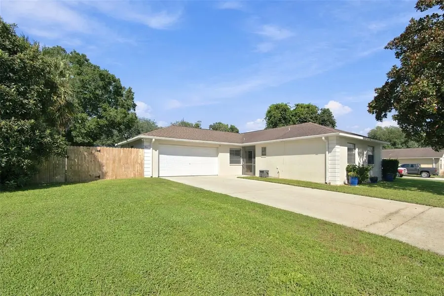 38611 Ferm Circle, Zephyrhills, FL 33540 - #2
