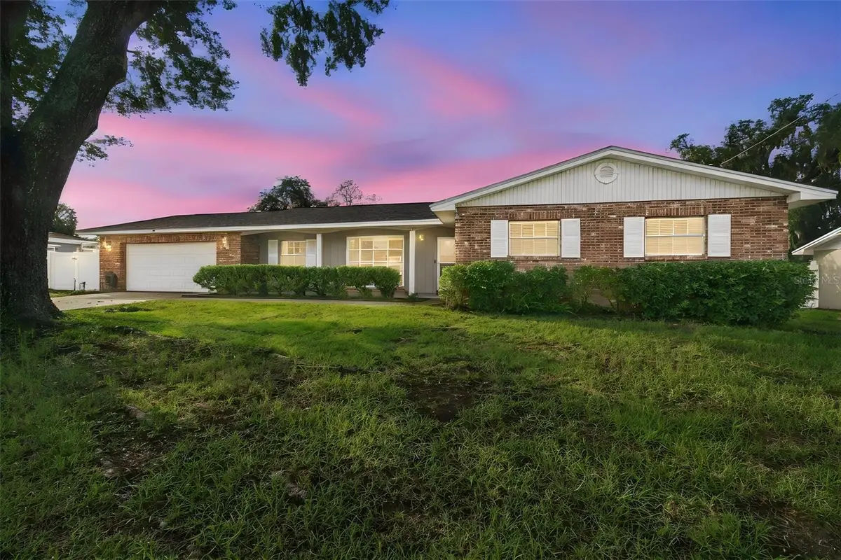 105 Ashbrook Drive, Brandon, FL 33511 - #1