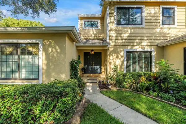 868 Glades Court Ne, ST PETERSBURG, FL 33702