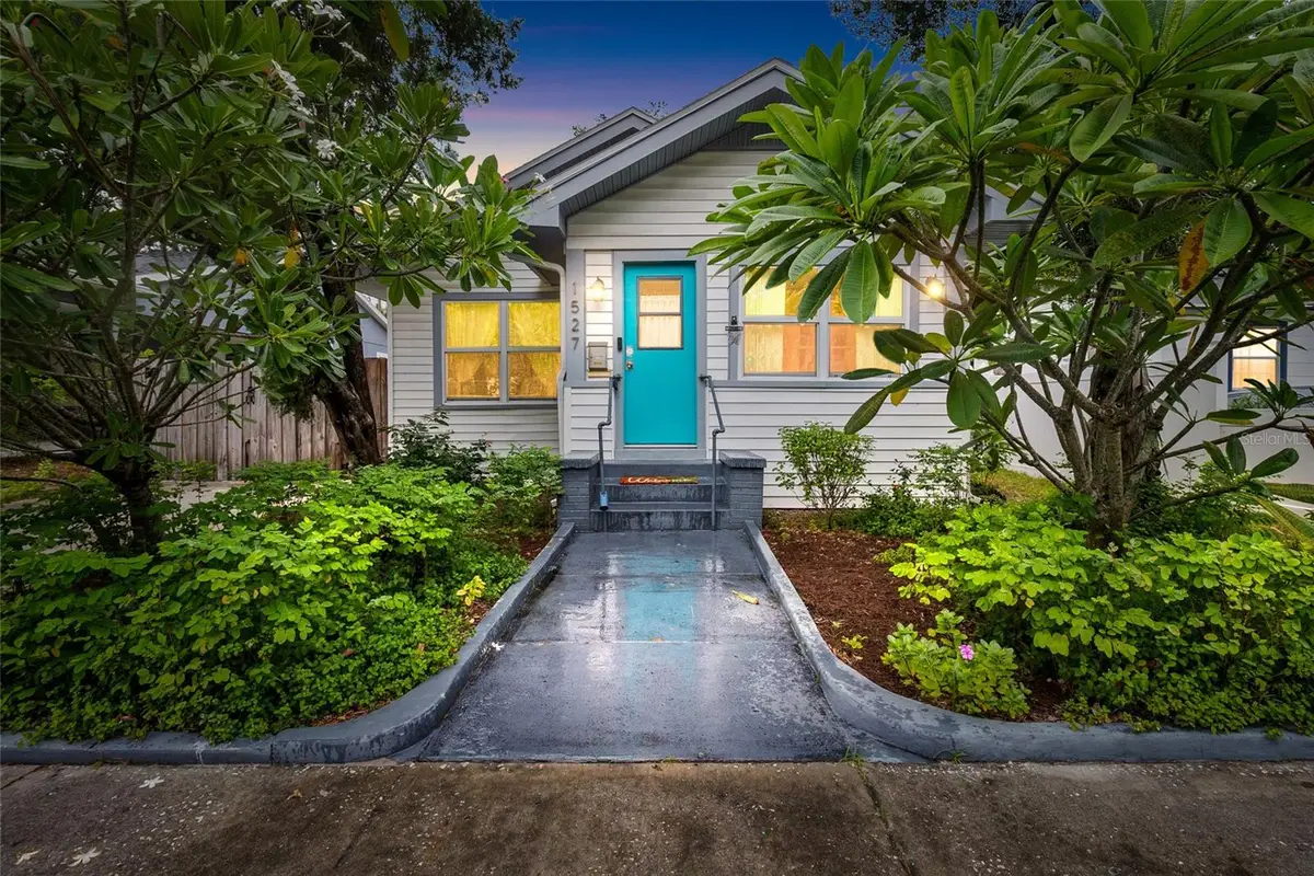 1527 13th Street S, Saint Petersburg, FL 33705 - #1