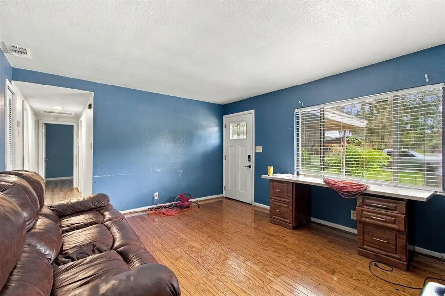 8010 Sharon Drive, Tampa, FL 33617 - #3