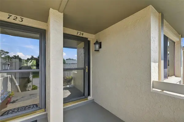 3165 Landmark Drive #724, CLEARWATER, FL 33761