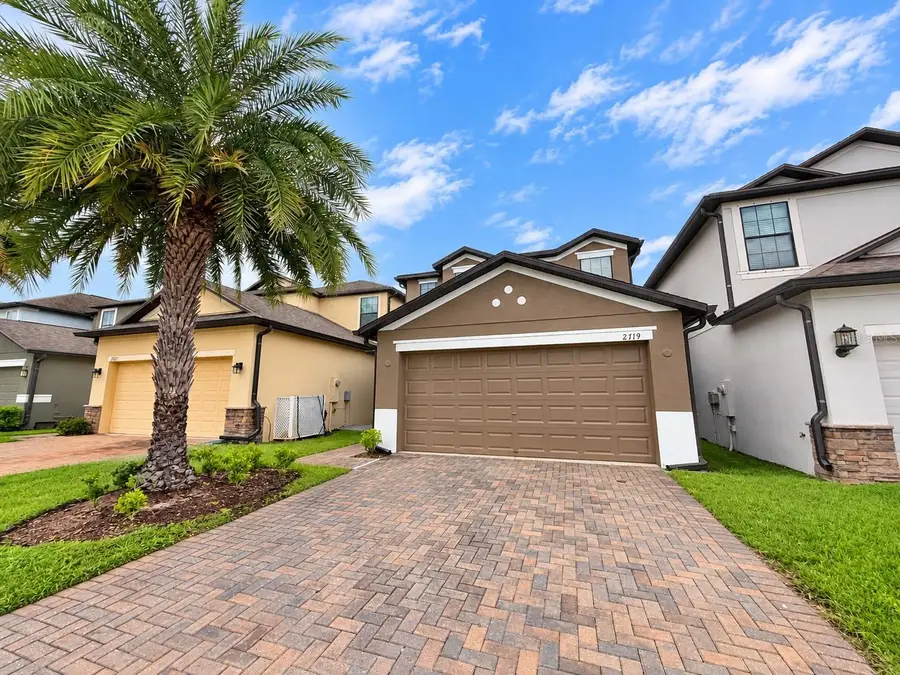 2719 Garden Falls Drive, Brandon, FL 33511 - #2