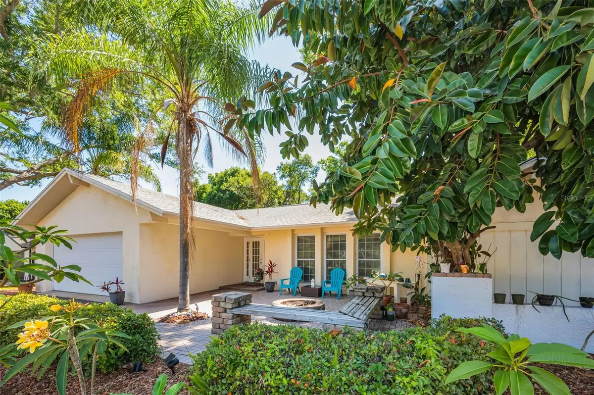 520 Sandy Hook Road, Palm Harbor, FL 34683 - #1