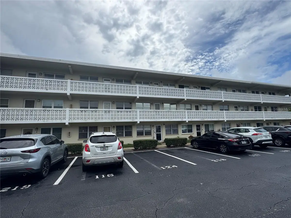 8101 11th Street N #217, Saint Petersburg, FL 33702 - #1