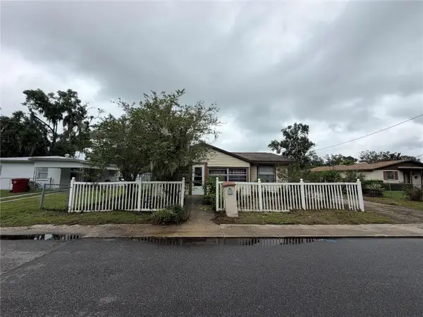 1104 E Warren Street, PLANT CITY, FL 33563
