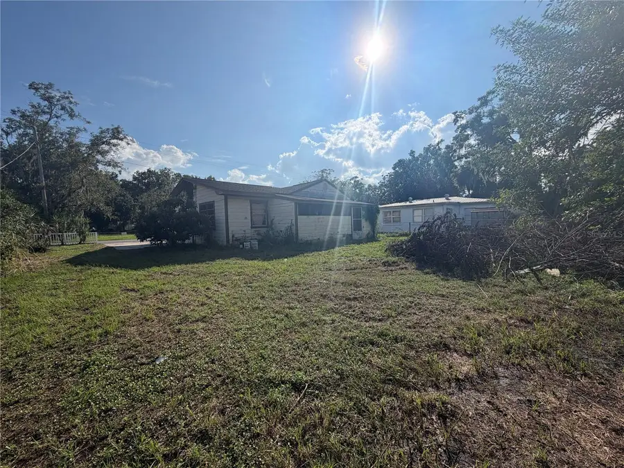 1104 E Warren Street, Plant City, FL 33563 - #3