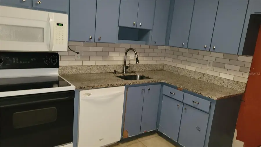 3205 Fox Chase Circle N #101, Palm Harbor, FL 34683 - #2