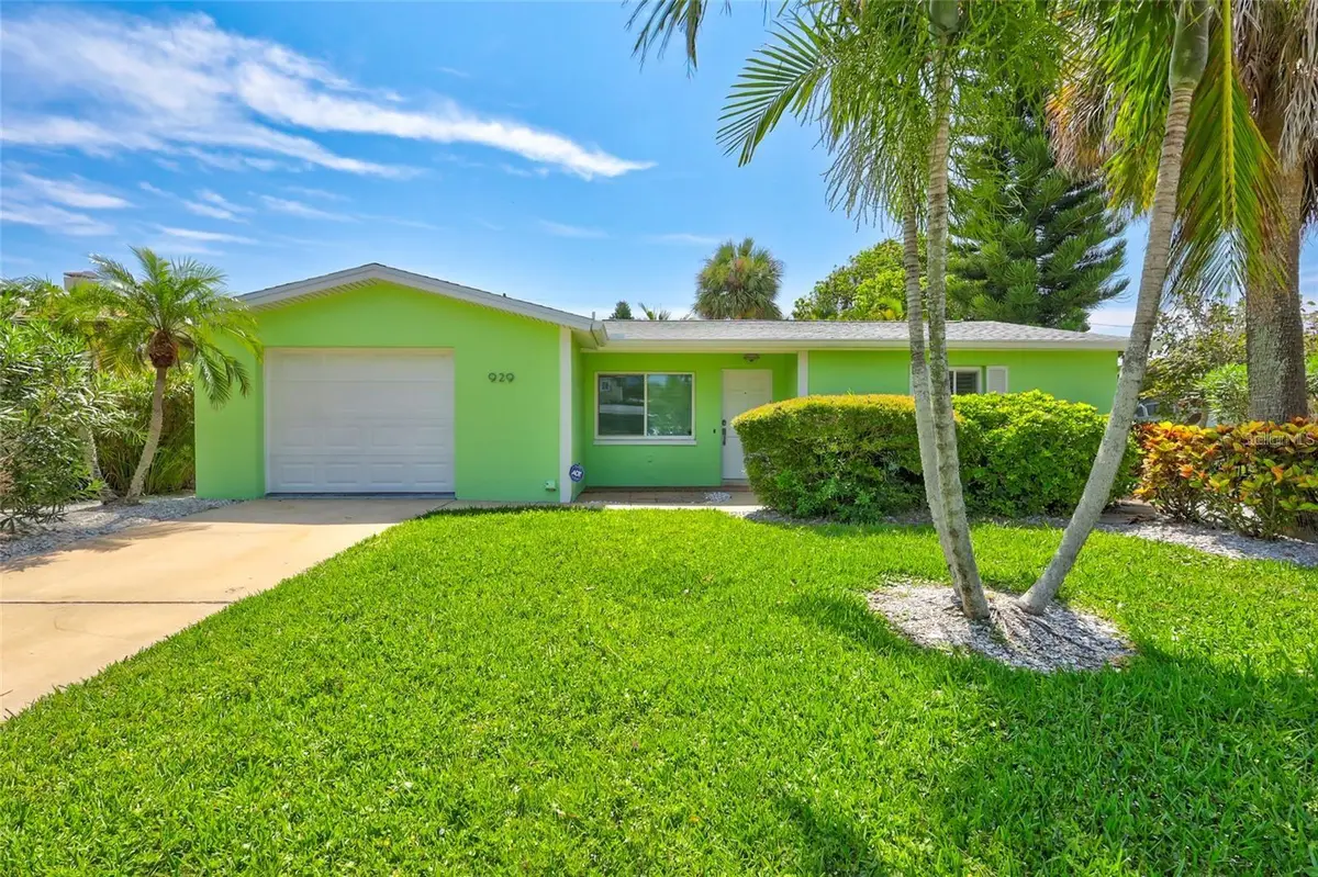 929 Bruce Avenue, Clearwater, FL 33767 - #1