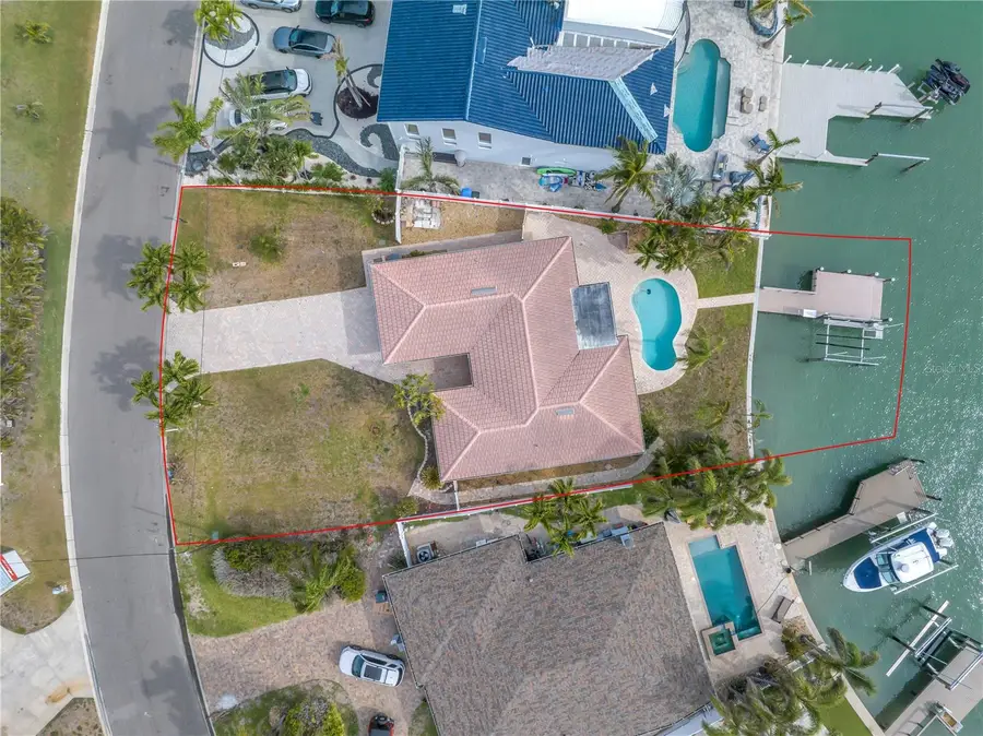 10128 Yacht Club Drive, Treasure Island, FL 33706 - #2