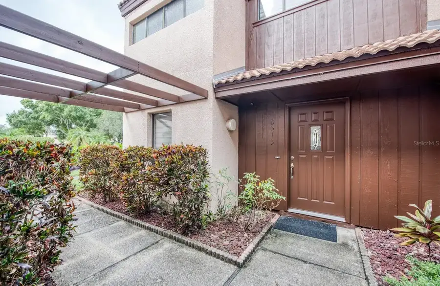 6313 Pelican Creek Crossing, Saint Petersburg, FL 33707 - #2
